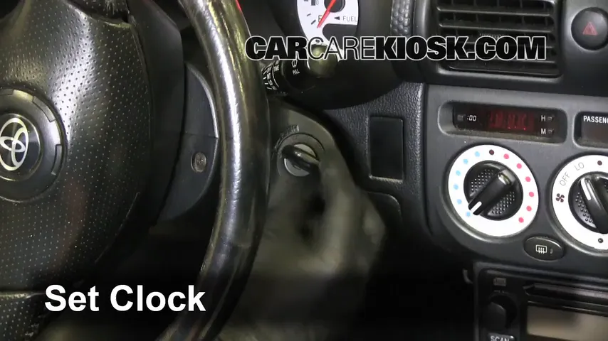 2000 Toyota MR2 Spyder 1.8L 4 Cyl. Clock